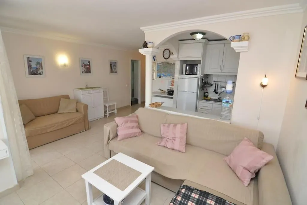 Apartment In Las Plataneras Los Cristianos
